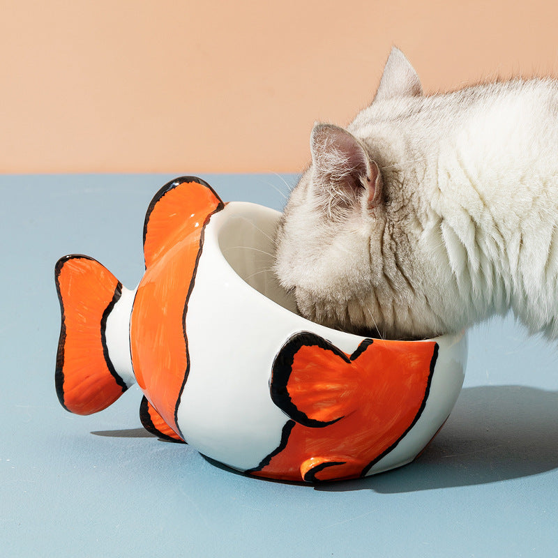 Ceramic Cat Bowl Protects The Cervical Spine